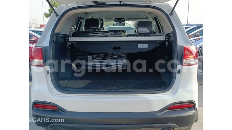 Big with watermark kia sorento ashanti import dubai 48620