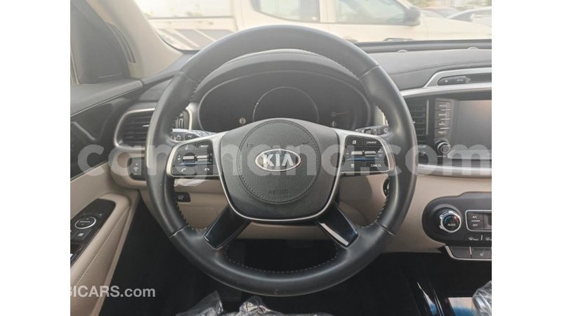 Big with watermark kia sorento ashanti import dubai 48622