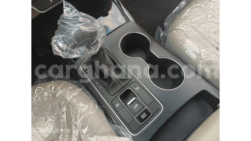 Big with watermark kia sorento ashanti import dubai 48622