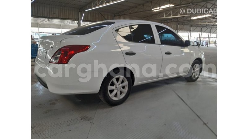 Big with watermark nissan sunny ashanti import dubai 48631