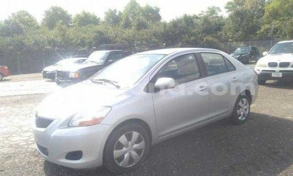 Sayi Na hannu Toyota Yaris Azurfa Mota in Accra a Greater Accra Sayi Na hannu Toyota Yaris Azurfa Mota in Accra a Greater Accra