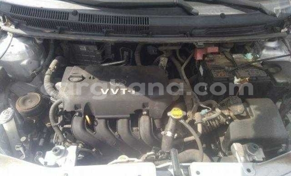 Sayi Na hannu Toyota Yaris Azurfa Mota in Accra a Greater Accra Sayi Na hannu Toyota Yaris Azurfa Mota in Accra a Greater Accra