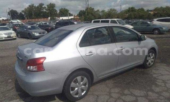 Sayi Na hannu Toyota Yaris Azurfa Mota in Accra a Greater Accra Sayi Na hannu Toyota Yaris Azurfa Mota in Accra a Greater Accra