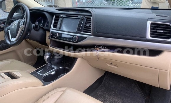 Sayi Na hannu Toyota Highlander Sauran Mota in Accra a Greater Accra Sayi Na hannu Toyota Highlander Sauran Mota in Accra a Greater Accra
