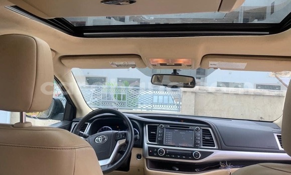 Sayi Na hannu Toyota Highlander Sauran Mota in Accra a Greater Accra Sayi Na hannu Toyota Highlander Sauran Mota in Accra a Greater Accra