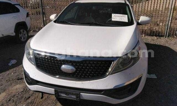 Sayi Na hannu Kia Sportage White Mota in Accra a Greater Accra