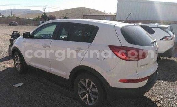 Buy Used Kia Sportage White Car in Accra in Greater Accra Buy Used Kia Sportage White Car in Accra in Greater Accra