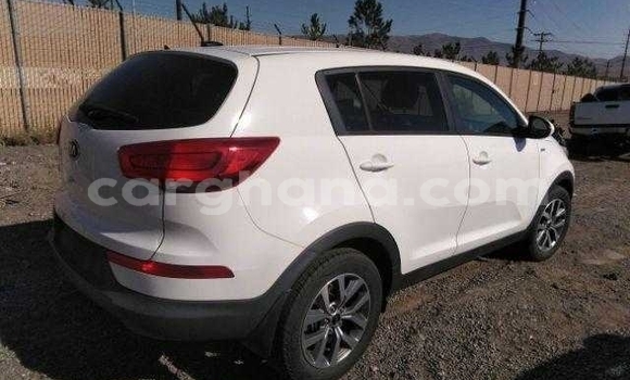 Buy Used Kia Sportage White Car in Accra in Greater Accra Buy Used Kia Sportage White Car in Accra in Greater Accra