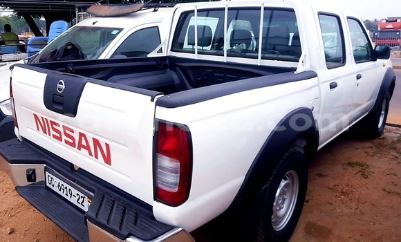 Sayi Na hannu Nissan Hardbody Sauran Mota in Accra a Greater Accra Sayi Na hannu Nissan Hardbody Sauran Mota in Accra a Greater Accra