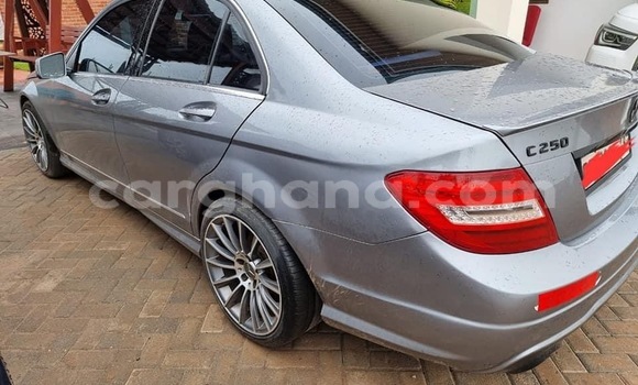 Sayi Na hannu Mercedes-Benz C250 coupe Sauran Mota in Accra a Greater Accra Sayi Na hannu Mercedes-Benz C250 coupe Sauran Mota in Accra a Greater Accra