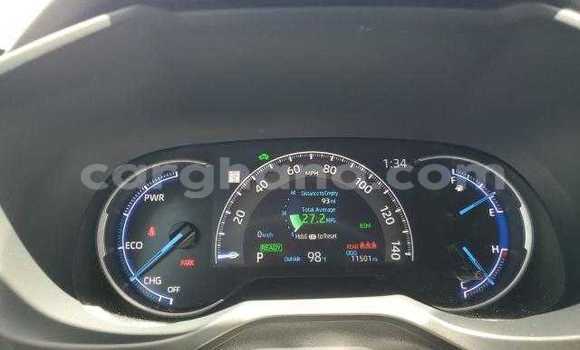 Sayi Na hannu Toyota RAV4 White Mota in Accra a Greater Accra Sayi Na hannu Toyota RAV4 White Mota in Accra a Greater Accra