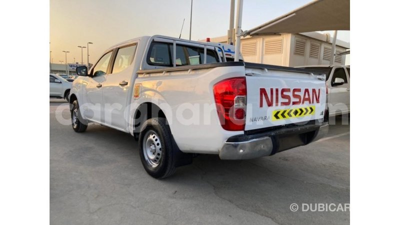 Big with watermark nissan navara ashanti import dubai 48669