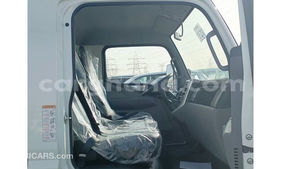 Buy Import Mitsubishi 500 White Car in Import - Dubai in Ashanti Buy Import Mitsubishi 500 White Car in Import - Dubai in Ashanti