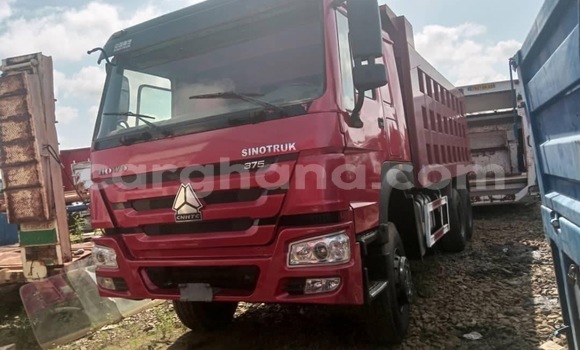 Sayi Na hannu Howo Sinotruck Sauran Babbar mota in Accra a Greater Accra Sayi Na hannu Howo Sinotruck Sauran Babbar mota in Accra a Greater Accra