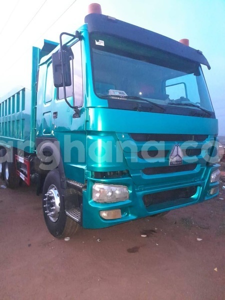 Big with watermark howo sinotruck greater accra accra 48680