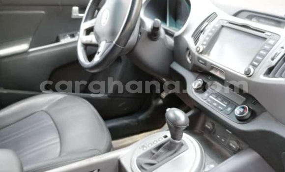 Buy Used Kia Sportage Red Car in Accra in Greater Accra Buy Used Kia Sportage Red Car in Accra in Greater Accra