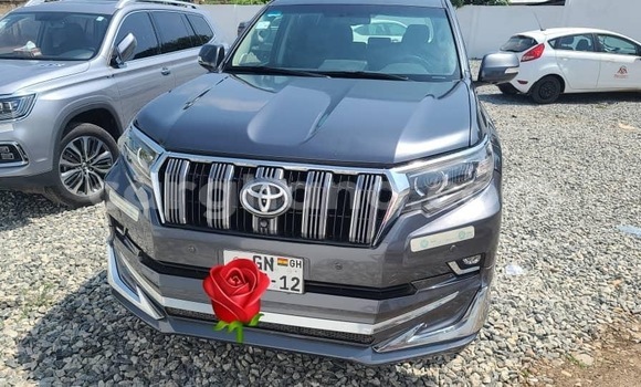Ra Àlòkù Toyota RAV4 Miiran Ọkọ̀ in Accra ni Greater Accra Ra Àlòkù Toyota RAV4 Miiran Ọkọ̀ in Accra ni Greater Accra