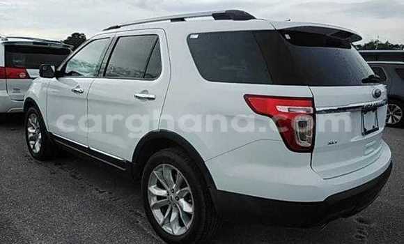 Buy Used Ford Explorer White Car in Accra in Greater Accra Buy Used Ford Explorer White Car in Accra in Greater Accra
