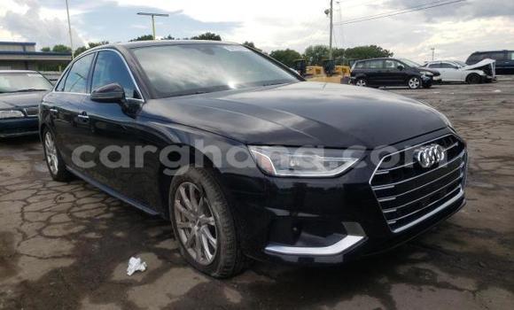 Ra Àlòkù Audi A4 Black Ọkọ̀ in Accra ni Greater Accra