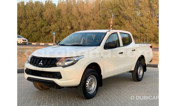 Ra Imported Mitsubishi L200 funfun Ọkọ̀ in Import - Dubai ni Ashanti Ra Imported Mitsubishi L200 funfun Ọkọ̀ in Import - Dubai ni Ashanti