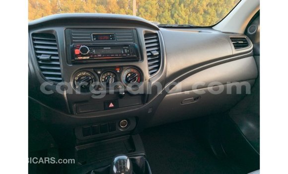 Ra Imported Mitsubishi L200 funfun Ọkọ̀ in Import - Dubai ni Ashanti Ra Imported Mitsubishi L200 funfun Ọkọ̀ in Import - Dubai ni Ashanti