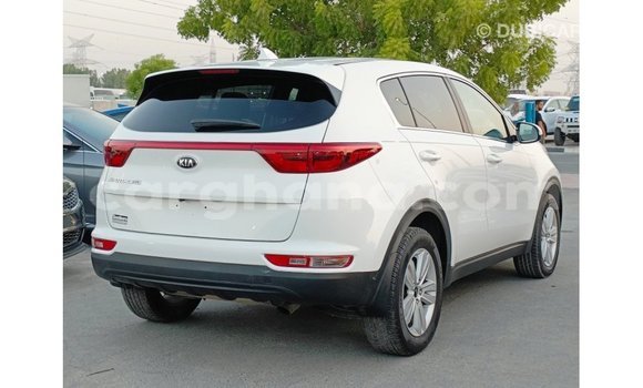 Sayi Imported Kia Sportage White Mota in Import - Dubai a Ashanti Sayi Imported Kia Sportage White Mota in Import - Dubai a Ashanti