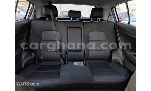 Sayi Imported Kia Sportage White Mota in Import - Dubai a Ashanti Sayi Imported Kia Sportage White Mota in Import - Dubai a Ashanti
