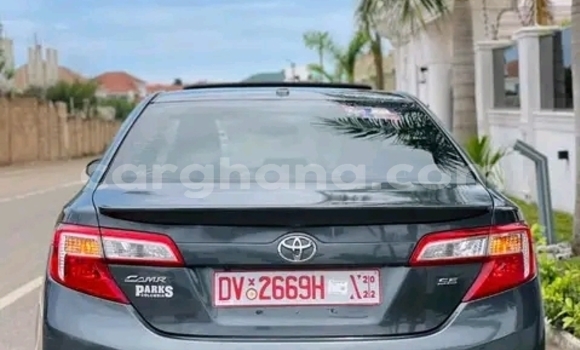 Sayi Na hannu Toyota Corolla Black Mota in Accra a Greater Accra