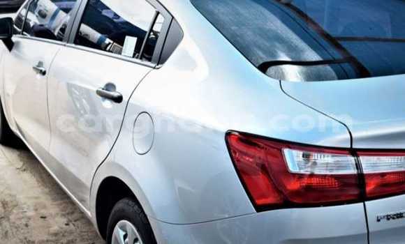 Sayi Na hannu Kia Pride Azurfa Mota in Accra a Greater Accra Sayi Na hannu Kia Pride Azurfa Mota in Accra a Greater Accra