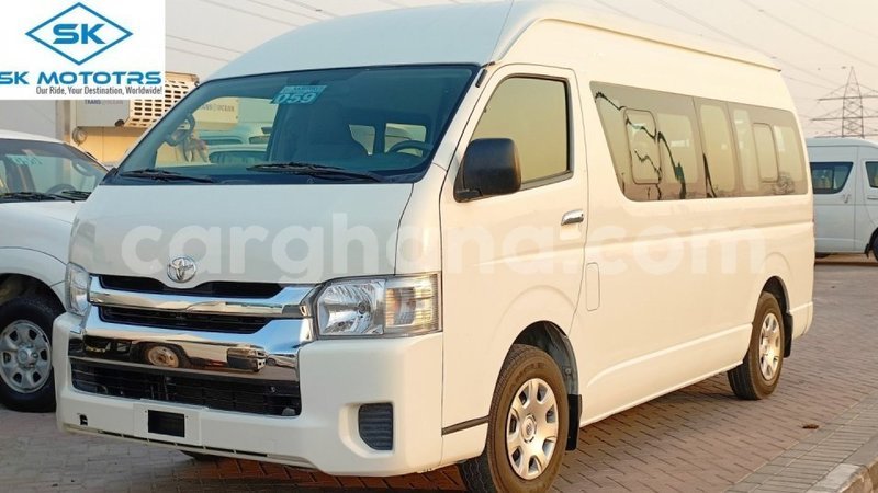 Big with watermark toyota hiace ashanti import dubai 48731