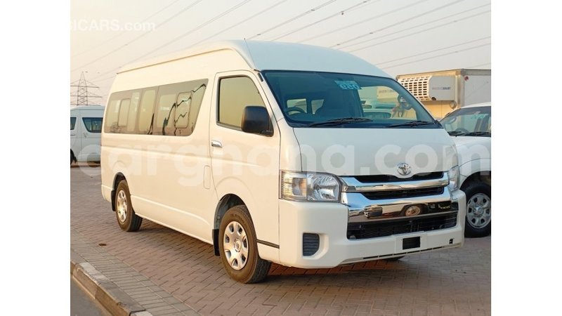 Big with watermark toyota hiace ashanti import dubai 48731