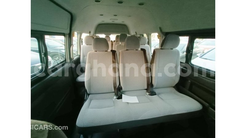 Big with watermark toyota hiace ashanti import dubai 48732