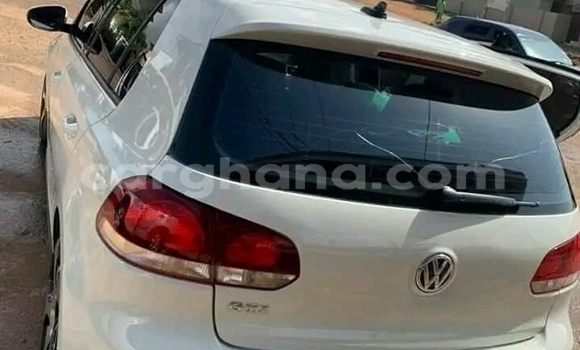 Buy Used Volkswagen Golf White Car in Sekondi–Takoradi Metropolitan in Western