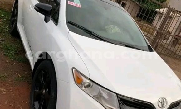 Buy Used Toyota Venza White Car in Accra in Greater Accra