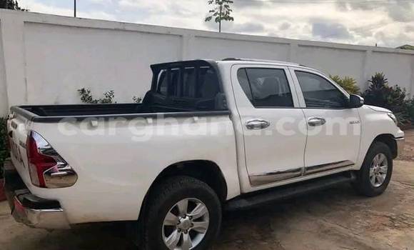 Buy Used Toyota Hilux White Car in Abetifi in Eastern Buy Used Toyota Hilux White Car in Abetifi in Eastern