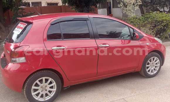Ra Àlòkù Toyota Yaris Red Ọkọ̀ in Accra ni Greater Accra