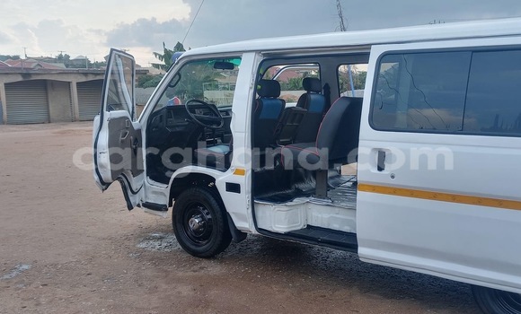 Sayi Na hannu Nissan Urvan Sauran Mota in Accra a Greater Accra Sayi Na hannu Nissan Urvan Sauran Mota in Accra a Greater Accra