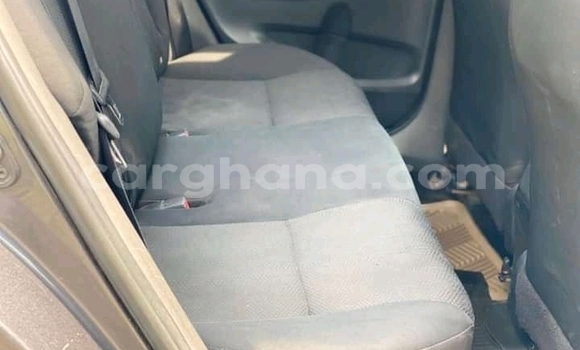 Sayi Na hannu Toyota Corolla White Mota in Accra a Greater Accra Sayi Na hannu Toyota Corolla White Mota in Accra a Greater Accra