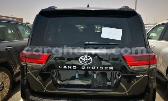 Ra Àlòkù Toyota Land Cruiser Black Ọkọ̀ in Accra ni Greater Accra Ra Àlòkù Toyota Land Cruiser Black Ọkọ̀ in Accra ni Greater Accra