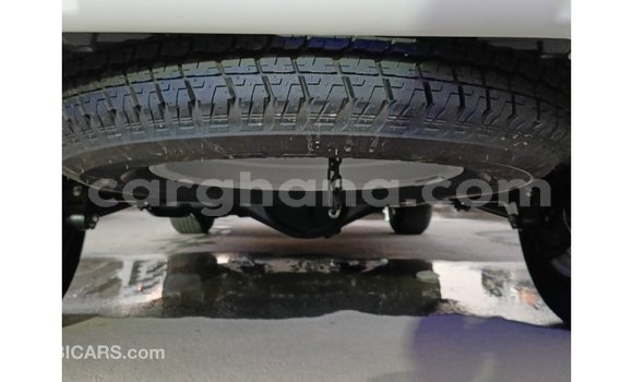 Buy Import Toyota Prado White Car in Import - Dubai in Ashanti Buy Import Toyota Prado White Car in Import - Dubai in Ashanti