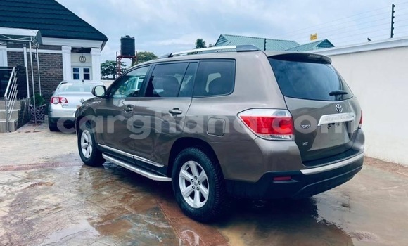 Ra Àlòkù Toyota Highlander Miiran Ọkọ̀ in Accra ni Greater Accra Ra Àlòkù Toyota Highlander Miiran Ọkọ̀ in Accra ni Greater Accra