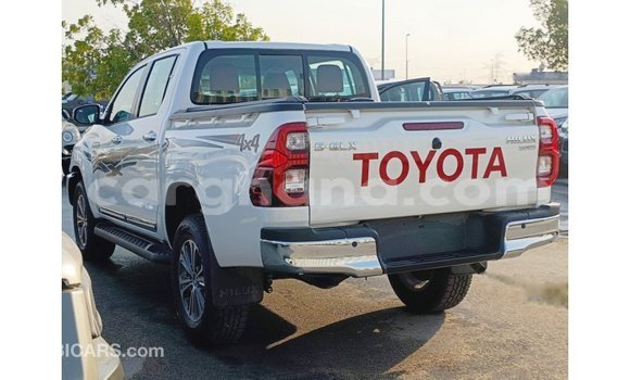 Ra Imported Toyota Hilux funfun Ọkọ̀ in Import - Dubai ni Ashanti Ra Imported Toyota Hilux funfun Ọkọ̀ in Import - Dubai ni Ashanti