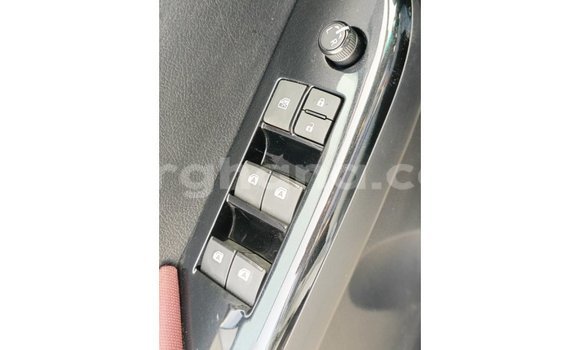 Ra Imported Toyota Hilux funfun Ọkọ̀ in Import - Dubai ni Ashanti Ra Imported Toyota Hilux funfun Ọkọ̀ in Import - Dubai ni Ashanti