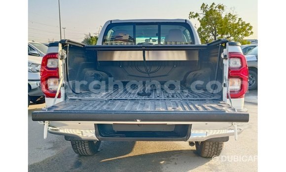 Ra Imported Toyota Hilux funfun Ọkọ̀ in Import - Dubai ni Ashanti Ra Imported Toyota Hilux funfun Ọkọ̀ in Import - Dubai ni Ashanti