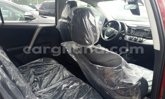Sayi Na hannu Toyota RAV4 Red Mota in Accra a Greater Accra Sayi Na hannu Toyota RAV4 Red Mota in Accra a Greater Accra