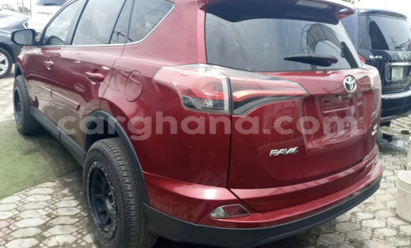 Sayi Na hannu Toyota RAV4 Red Mota in Accra a Greater Accra Sayi Na hannu Toyota RAV4 Red Mota in Accra a Greater Accra