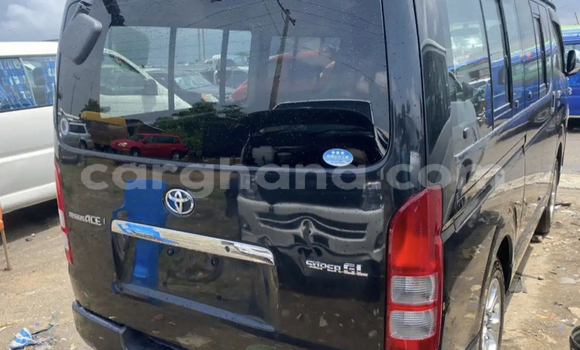 Ra Àlòkù Toyota Hiace Black Ọkọ̀ in Accra ni Greater Accra Ra Àlòkù Toyota Hiace Black Ọkọ̀ in Accra ni Greater Accra