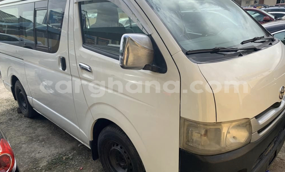 Sayi Na hannu Toyota Hiace White Mota in Accra a Greater Accra Sayi Na hannu Toyota Hiace White Mota in Accra a Greater Accra