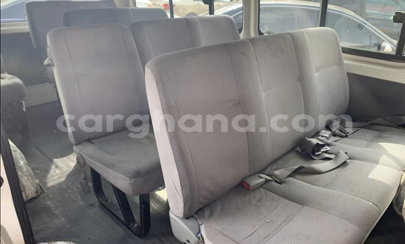 Sayi Na hannu Toyota Hiace White Mota in Accra a Greater Accra Sayi Na hannu Toyota Hiace White Mota in Accra a Greater Accra