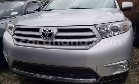 Buy Used Toyota Highlander Silver Car in Accra in Greater Accra Buy Used Toyota Highlander Silver Car in Accra in Greater Accra